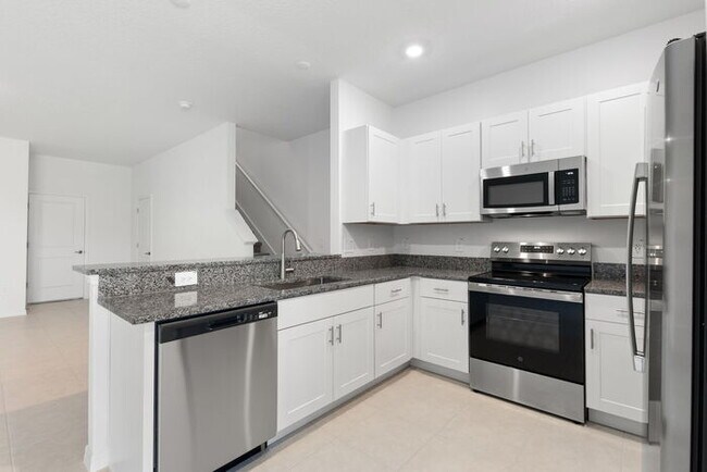 Building Photo - Brand New Townhome For Rent in Stonegate P...