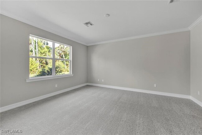 Building Photo - 319 Tamarindo Ln