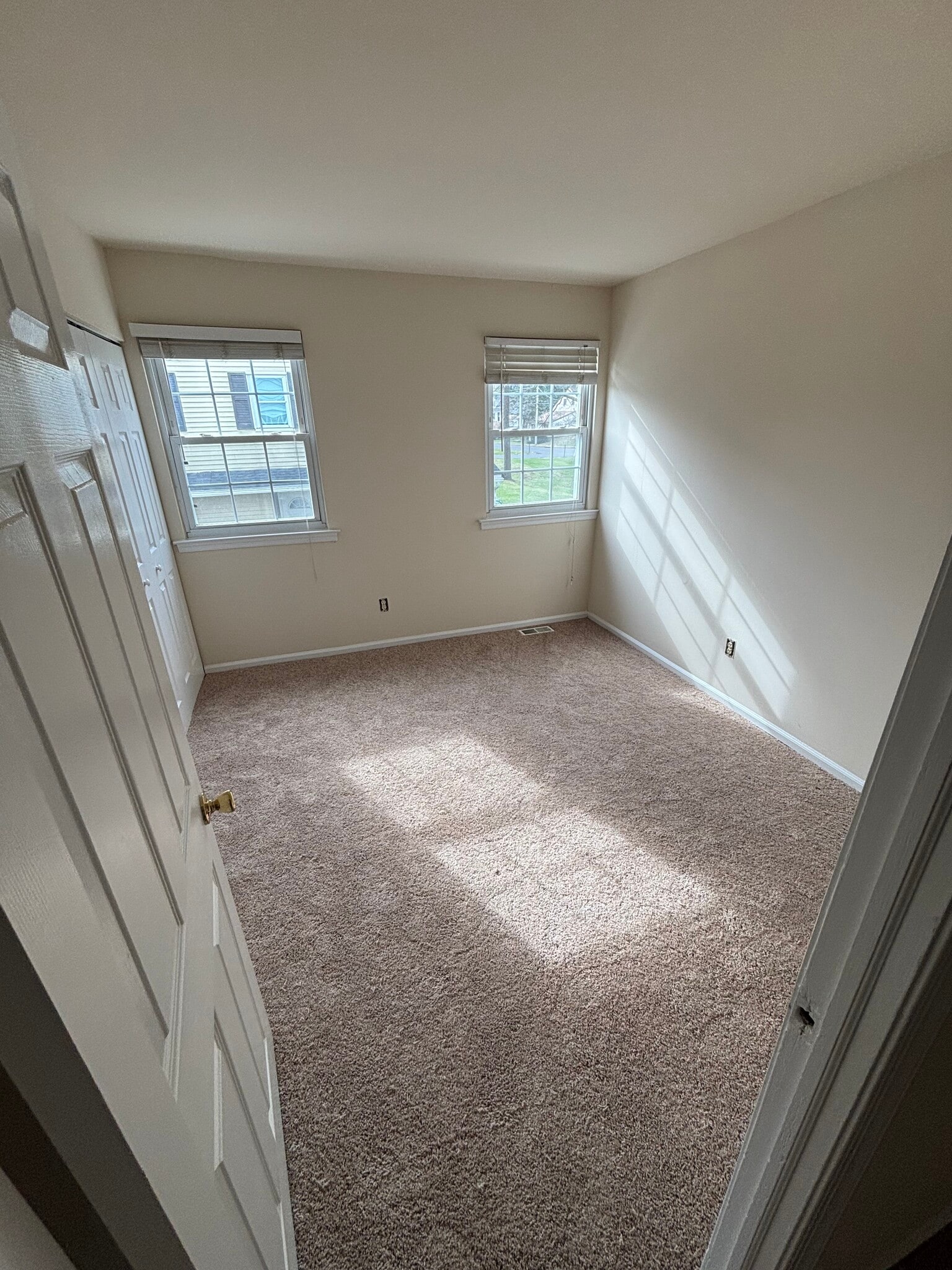 Building Photo - 241 Washington Pl