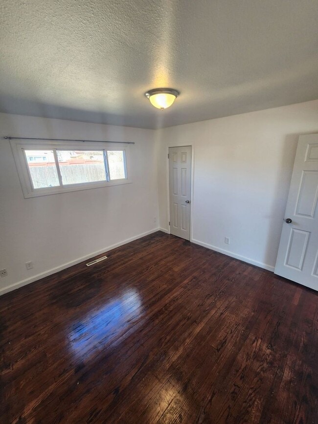 Building Photo - Wonderful Home