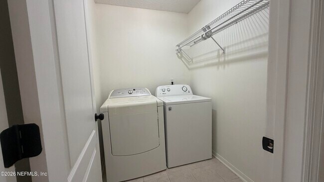 Building Photo - 762 Ginger Mill Dr