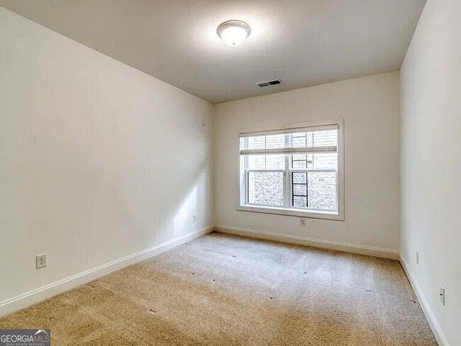 Building Photo - 1135 Provence Ln
