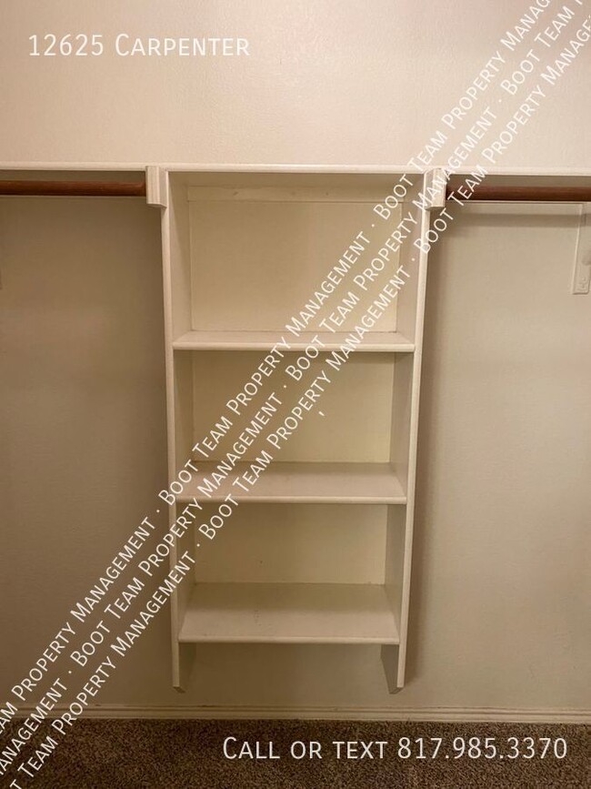 Building Photo - 12625 Carpenter-