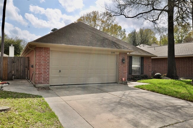 Building Photo - 26983 Crown Haven Dr