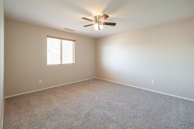 Building Photo - 26197 W Potter Dr