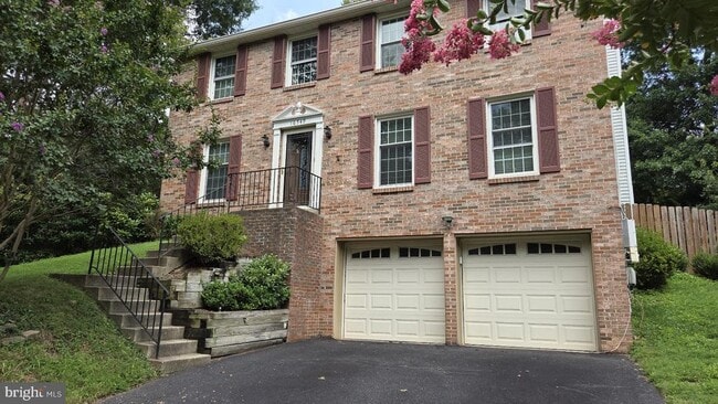 Building Photo - 16549 Sioux Ln