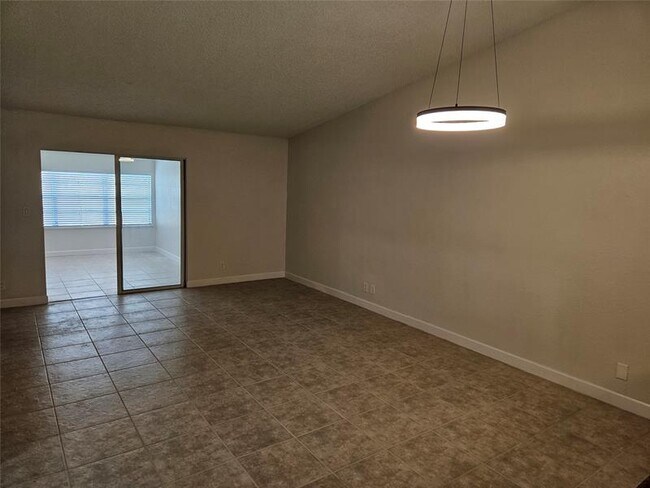 Building Photo - 4729 NW 4th Terrace