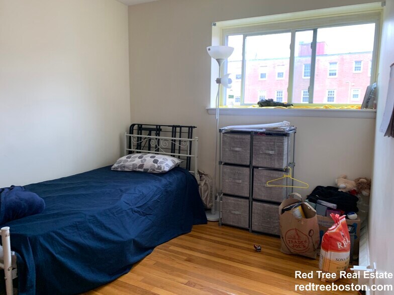 Primary Photo - 59 Parkman St