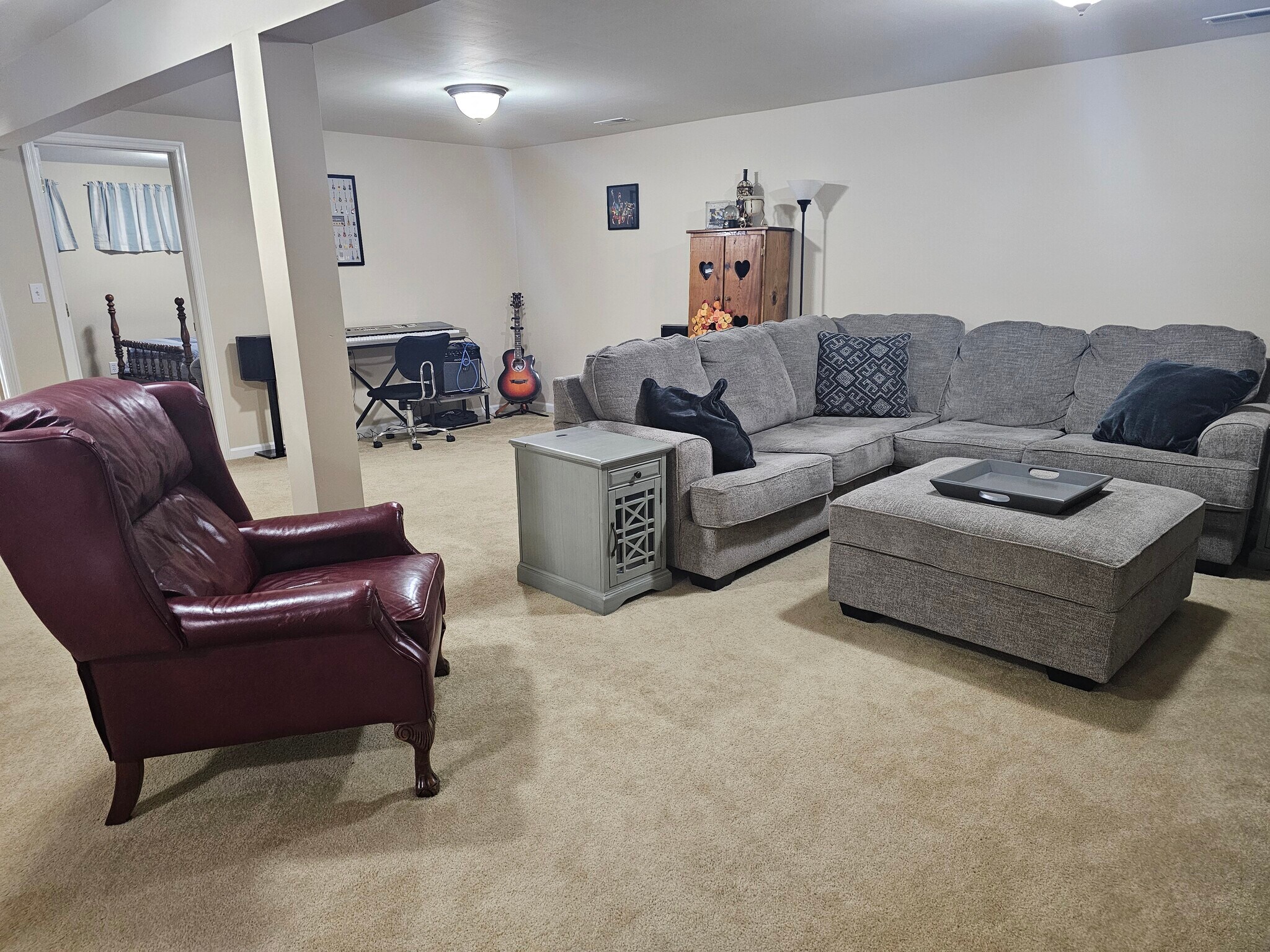 living room - basement - 615 Grayhawk Cir