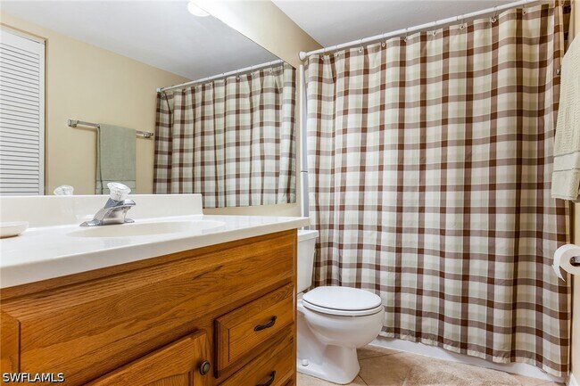Building Photo - 1075 Foxfire Ln