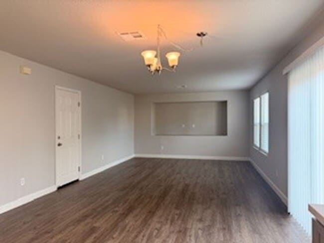 Building Photo - Stunning 4 Bed | 2.5 Bath Home – Fully Upgraded – Westgate Neighborhood