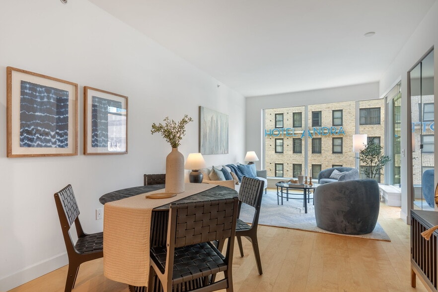 Building Photo - 1920 4th Ave