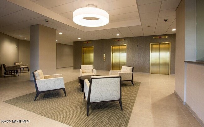 Building Photo - 1 Channel Dr