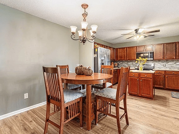 Building Photo - 129 Thistle Rd