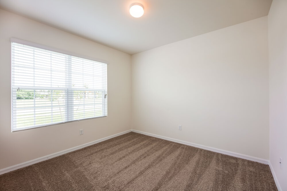 Building Photo - 2558 Surfside Blvd