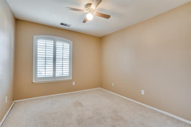 Building Photo - 1409 Meadowbrook Dr