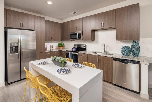 Building Photo - The Flats at SanTan