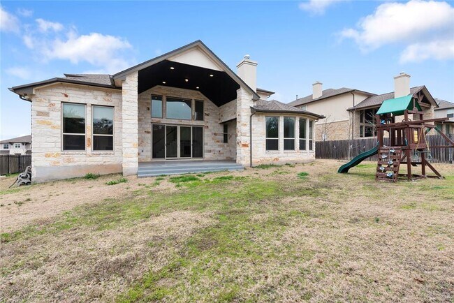 Building Photo - 12905 Padua Dr