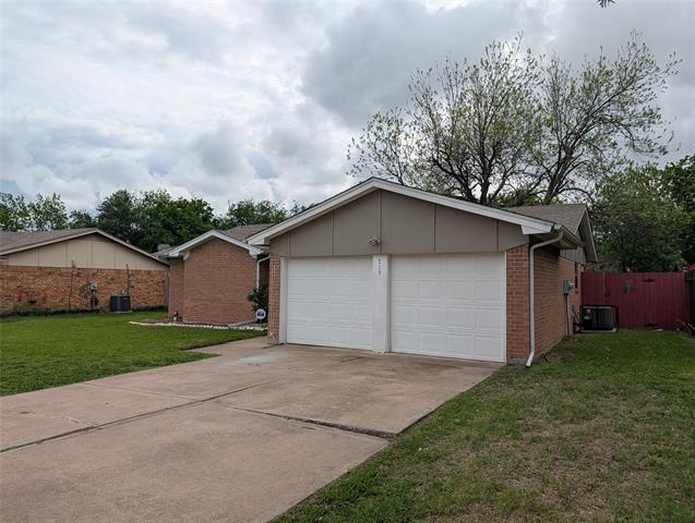 Building Photo - 713 Heathcliff Dr
