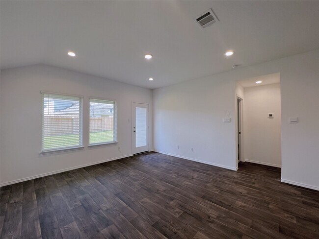 Building Photo - 21227 Alder Oaks Dr