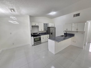 Building Photo - 10345 SW 209th Ln