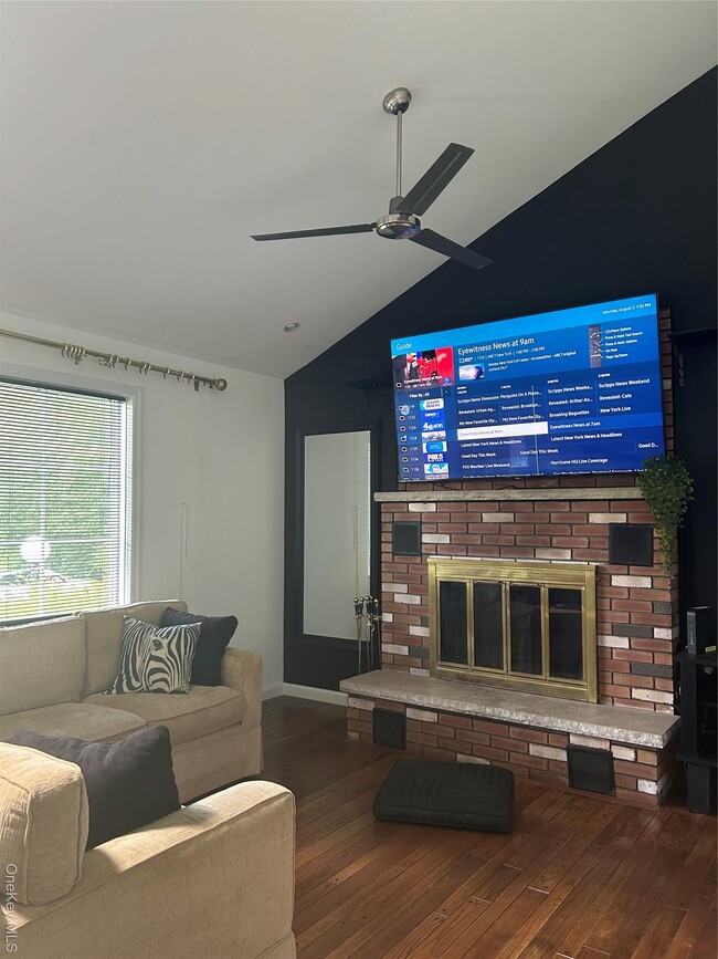 Building Photo - 1406 NY-82