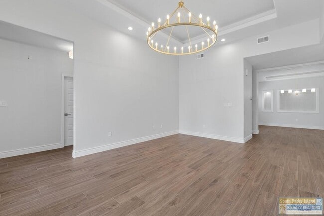 Building Photo - 2170 Portofino Blvd