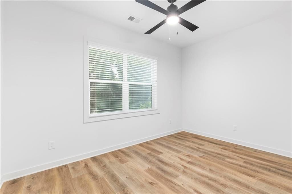 Building Photo - 128 Hilltop Dr SW