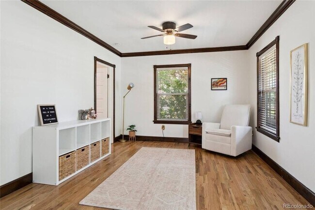 Building Photo - 326 N Logan Ave