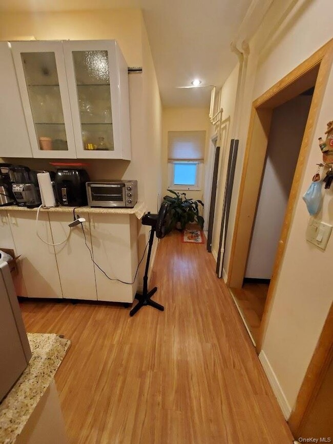 Building Photo - 83 Kraemer St