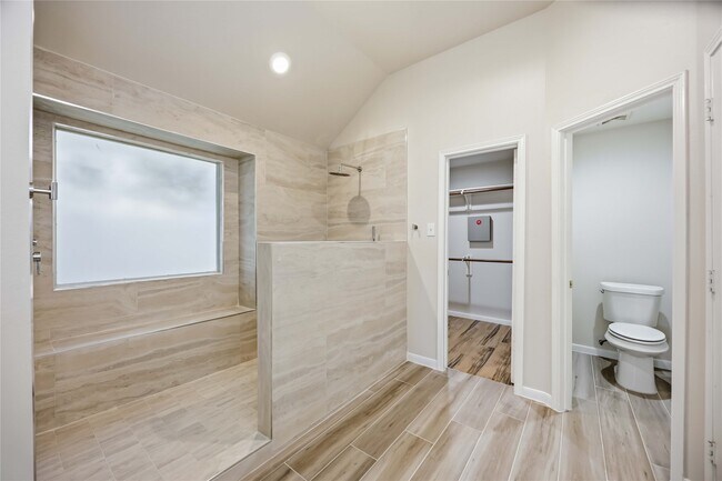 Building Photo - 1603 Brazos Gate Dr