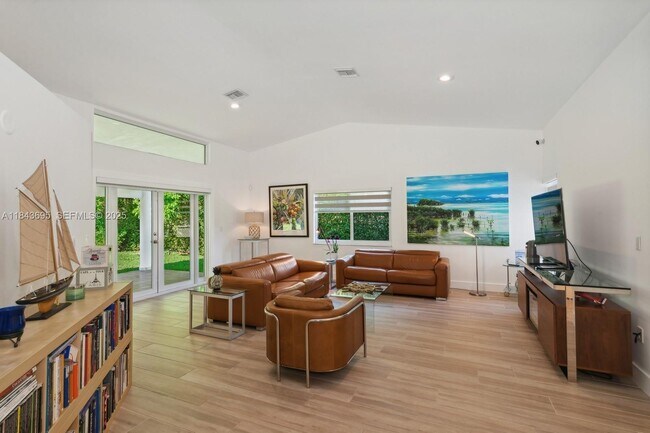 Building Photo - 7720 SW 177th St