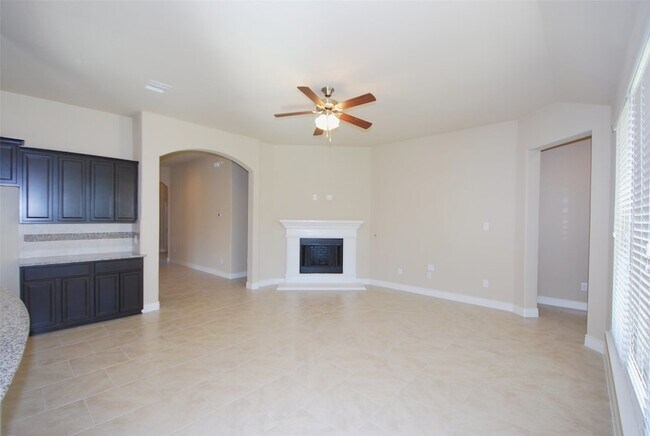 Building Photo - 5607 S Denham Ridge Ln