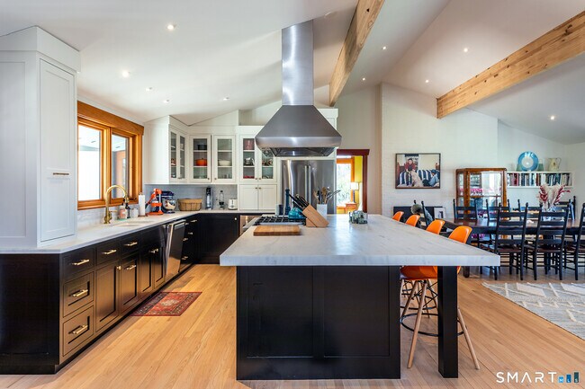 Building Photo - 41 Cherry Hill Rd