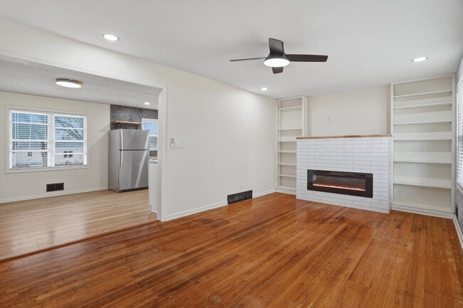 Building Photo - 101 Heather Ln