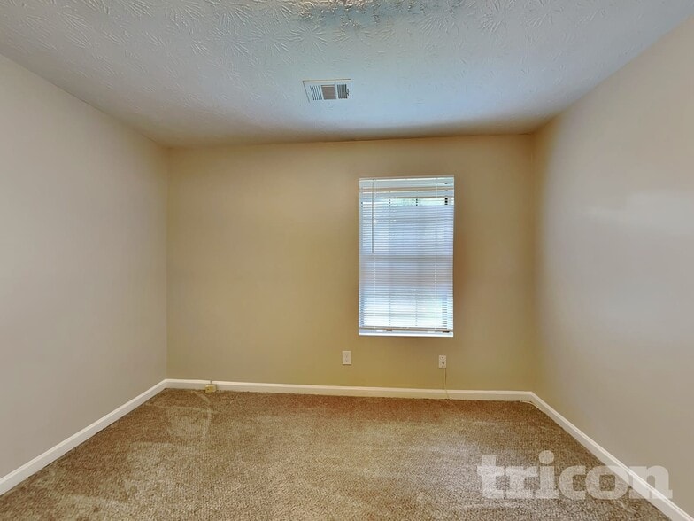 Building Photo - 6169 Charring Cross Ct