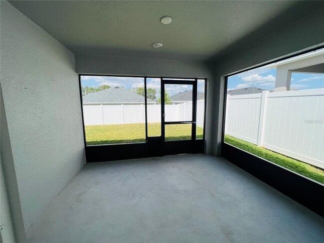 Building Photo - 1824 Brisbane Pl