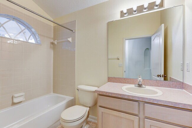 Building Photo - 19332 Everton Pl