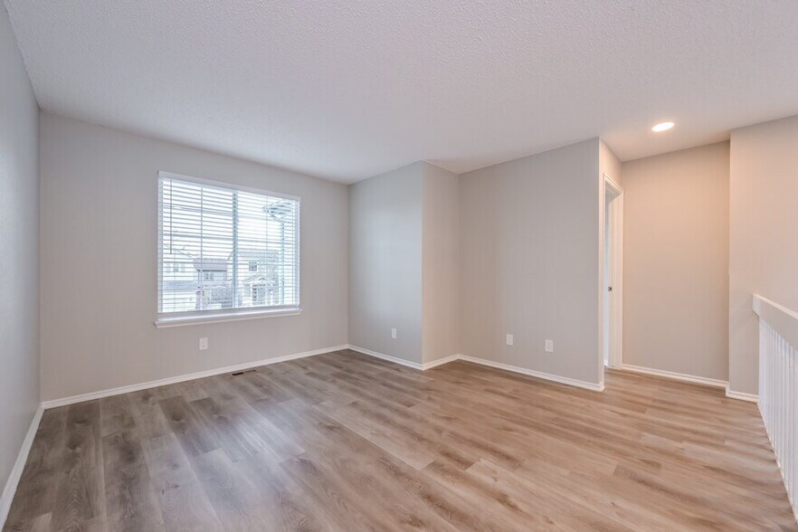 Building Photo - 16379 Bluebell Pl