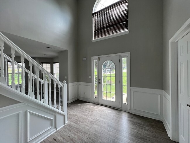 Building Photo - 448 Canoga Ct