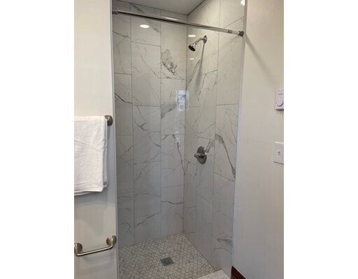 Building Photo - 41 Summer St