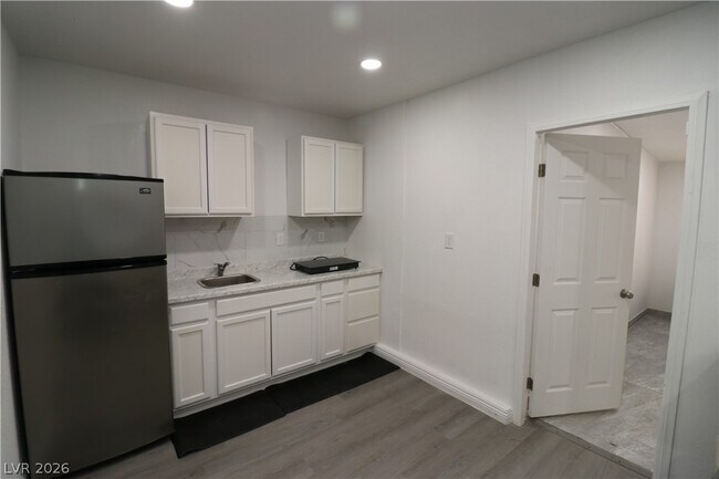 Building Photo - 4800 Fernley Way