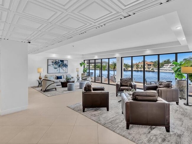 Building Photo - 5100 Dupont Blvd