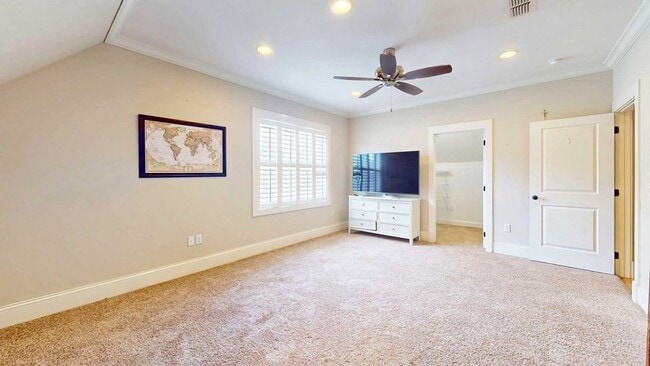 Building Photo - 321 Madison Grove Blvd