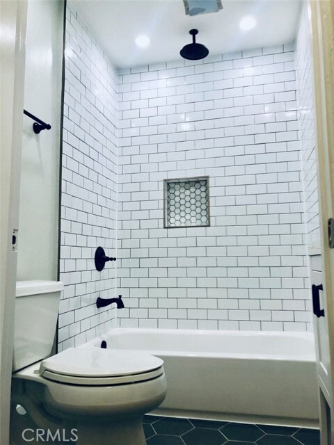 Building Photo - 5106 Crenshaw Blvd