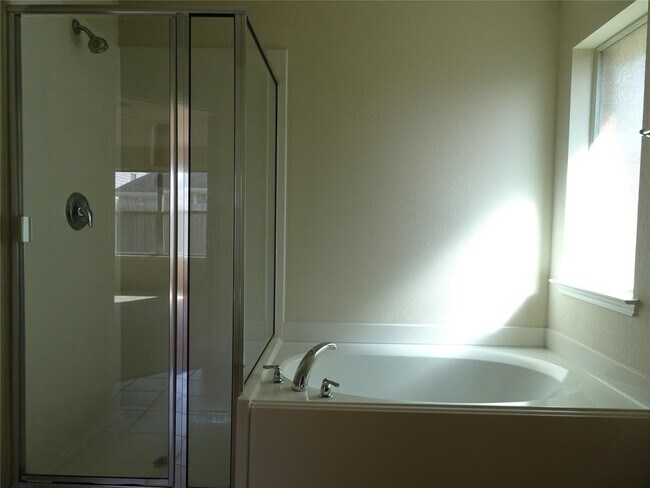 Building Photo - 12410 Serene Elm St