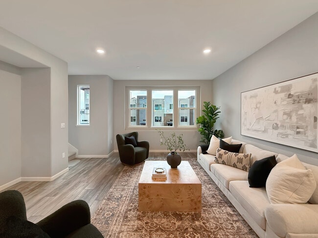 Building Photo - 262 Agustin Narvaez St