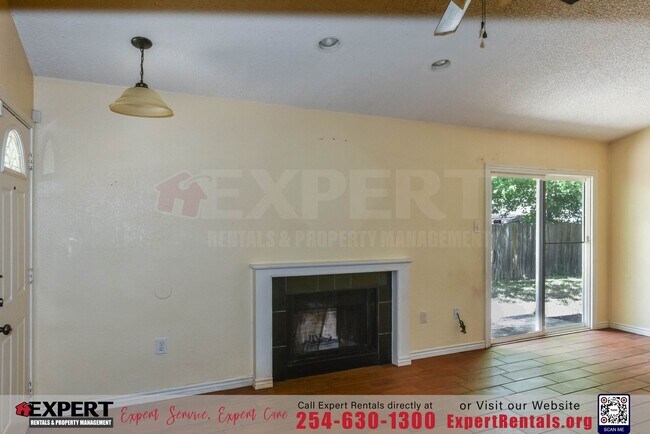 Building Photo - 3-Bedroom Home with a Big Backyard in Kill...