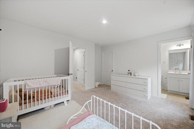 Building Photo - 12260 Haydon Pl