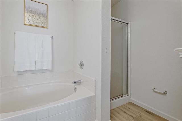 Building Photo - 3300 Jacobs Dr